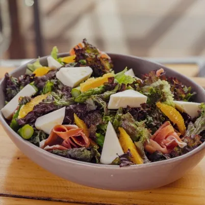 ENSALADA DE LA CASA